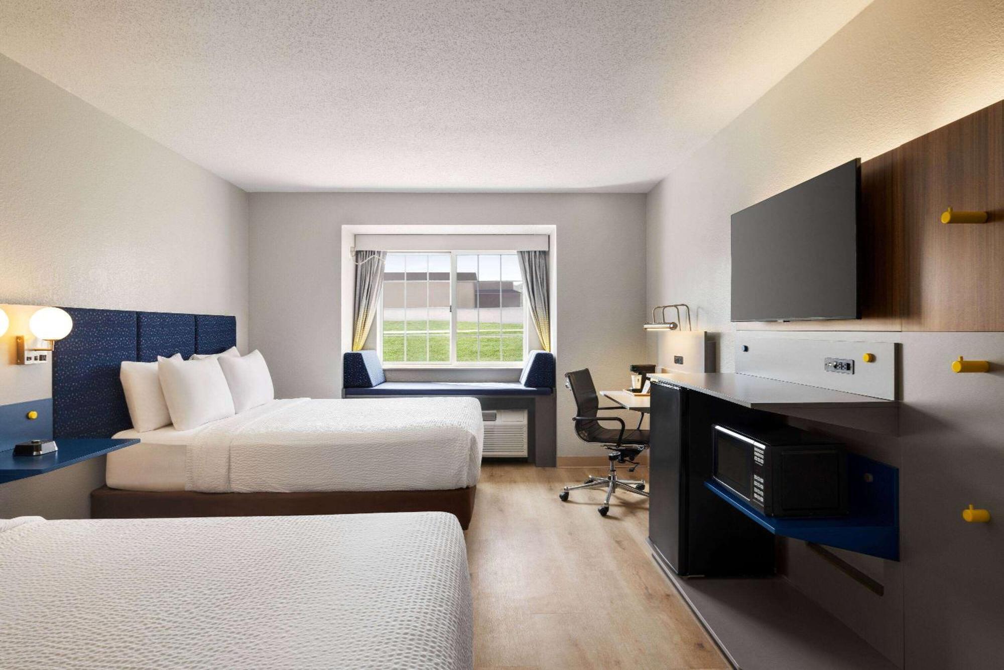 Microtel Inn & Suites By Wyndham New Ulm Exteriér fotografie