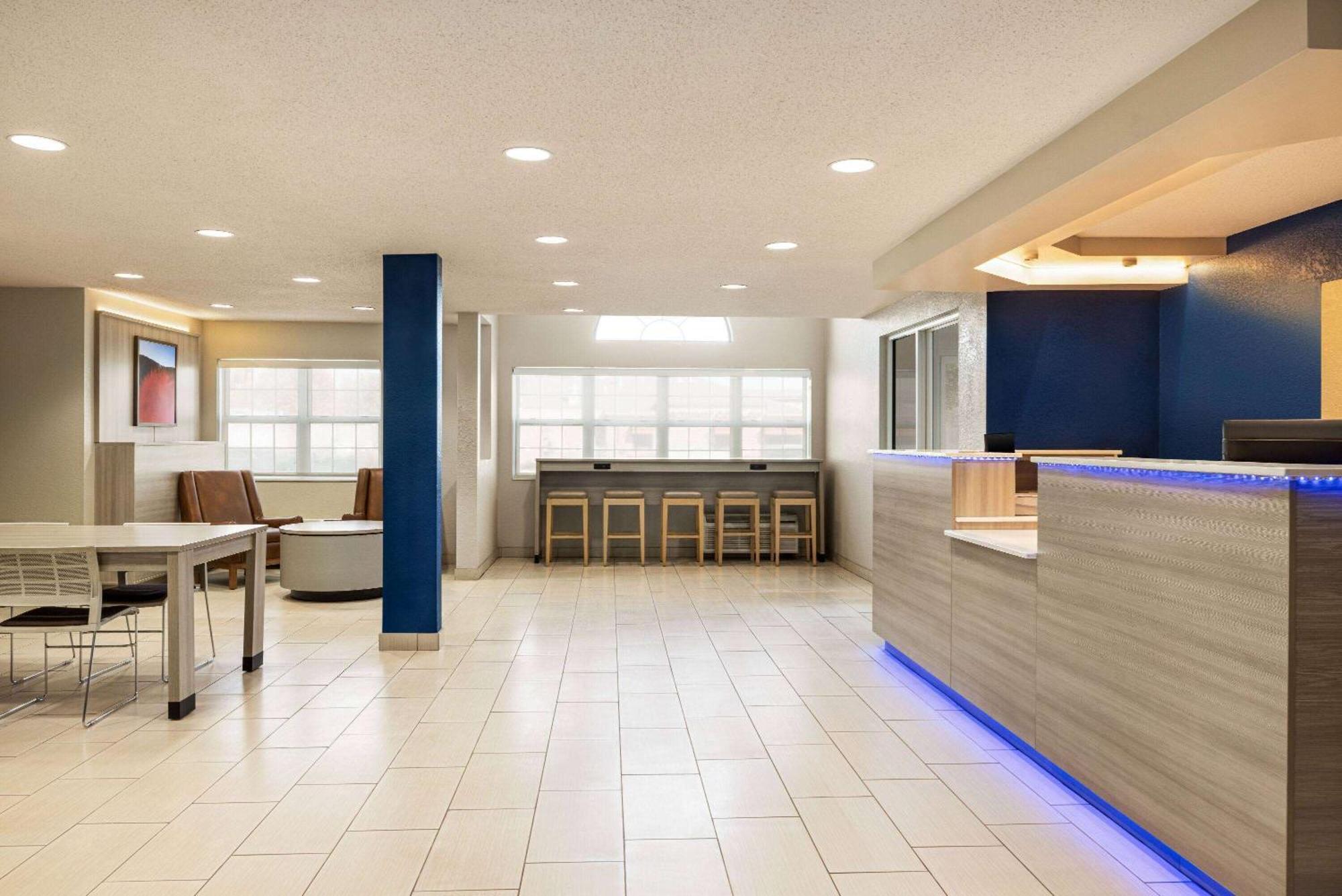 Microtel Inn & Suites By Wyndham New Ulm Exteriér fotografie